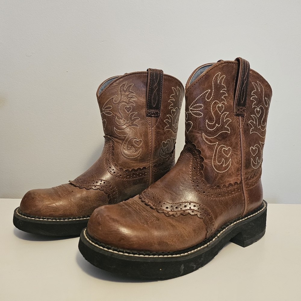 Ariat short boots
